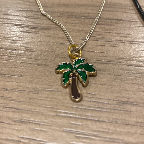 Tropical Necklace Set - Picture 2 of 5